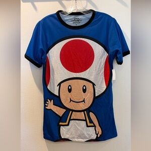 NWT Universal studios Super Nintendo world shirt size XS